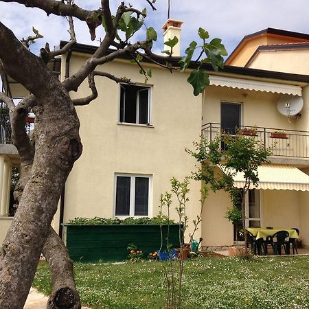 Apartment Laura Poreč Oda fotoğraf