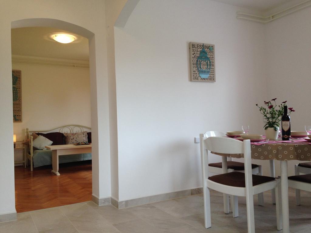 Apartment Laura Poreč Oda fotoğraf